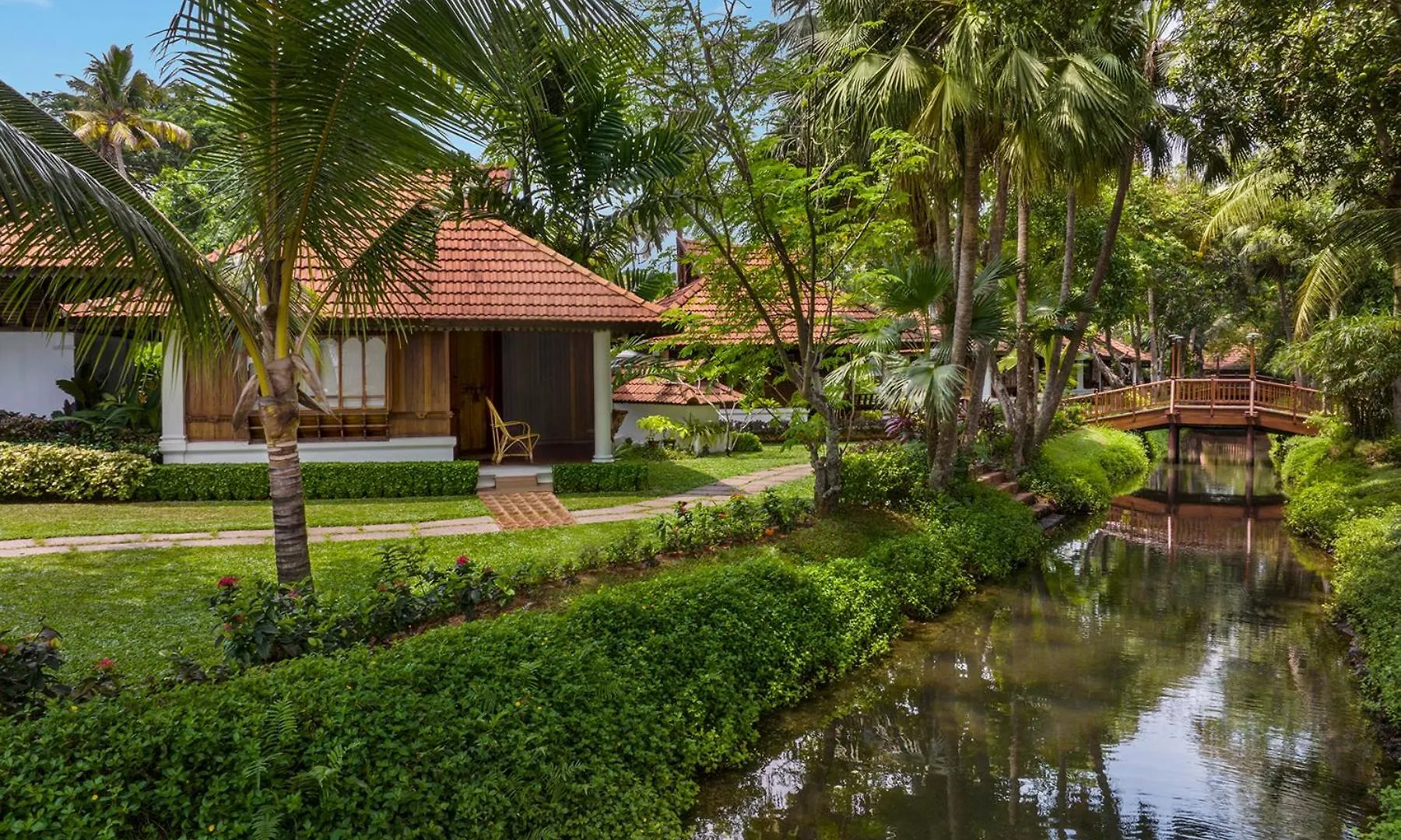 Kumarakom Lake Resort 5*,